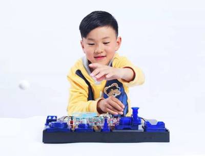 从传统玩具到黑科技爆款 淘宝卖家年入500万的科教玩具转型之路
